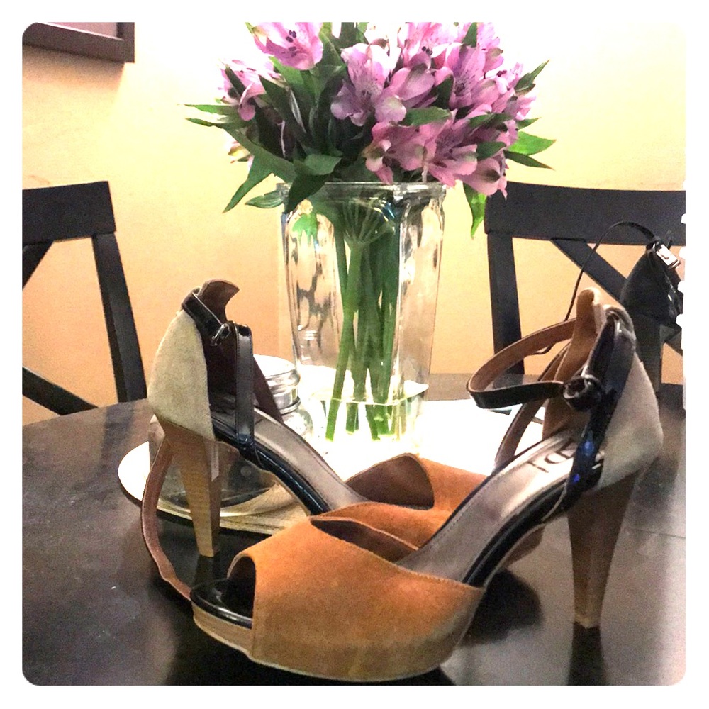 Diana Warner ankle shoes